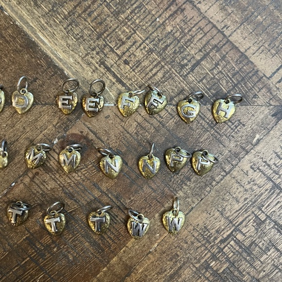 Waxing Poetic Heartswell Insignia - Picture 3 of 6